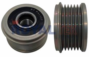 POLEA ALTERNADOR ROYALTEK CITROEN BERLINGO C3 1.6 HDI C4 1.6 / 2.0 HDI COUP? PICASSO C5 1.6 / 2.0 / 2.2 HDI EVASION 2.0 HDI XSARA 2.0 HDI BREAK COUP? PICASSO PEUGEOT 206 1.6 / 2.0 HDI 206 CC 207 1.4 / 1.6 HDI 406 2.0 HDI BREAK COUP? 407 1.6 / 2.0 HDI SW 607 2.0 HDI 806 807 2.02 / 2.2 HDI BOXER 2.0 HDI EXPERT 2.0 HDI PARTNER 1.6 HDI / DIAMETRO INTERNO 54.2 / DIAMETRO EXTERNO 57.5 / ALTURA 33.8 / 6 CANALES --- OEM F00M147764 F00M991171 F00M991172 77362558 F2323692 F2323694 F2323695 5450